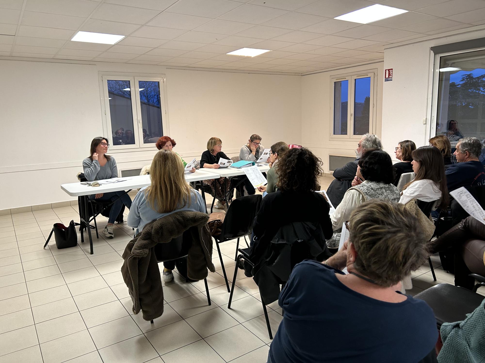 agence orpi cabanis office du tourisme la cadière d'azur