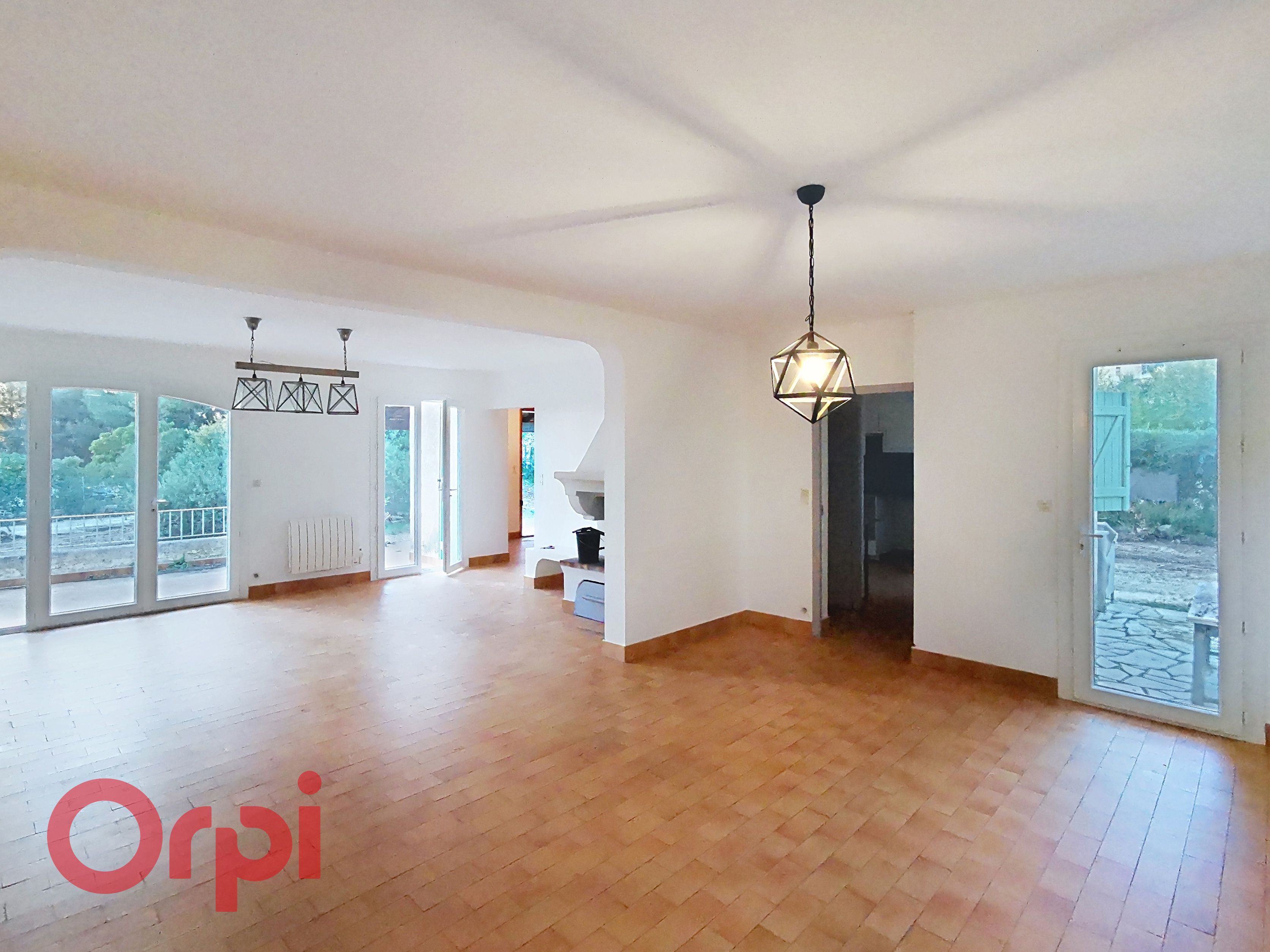 Maison-Villa - LA CADIERE D AZUR